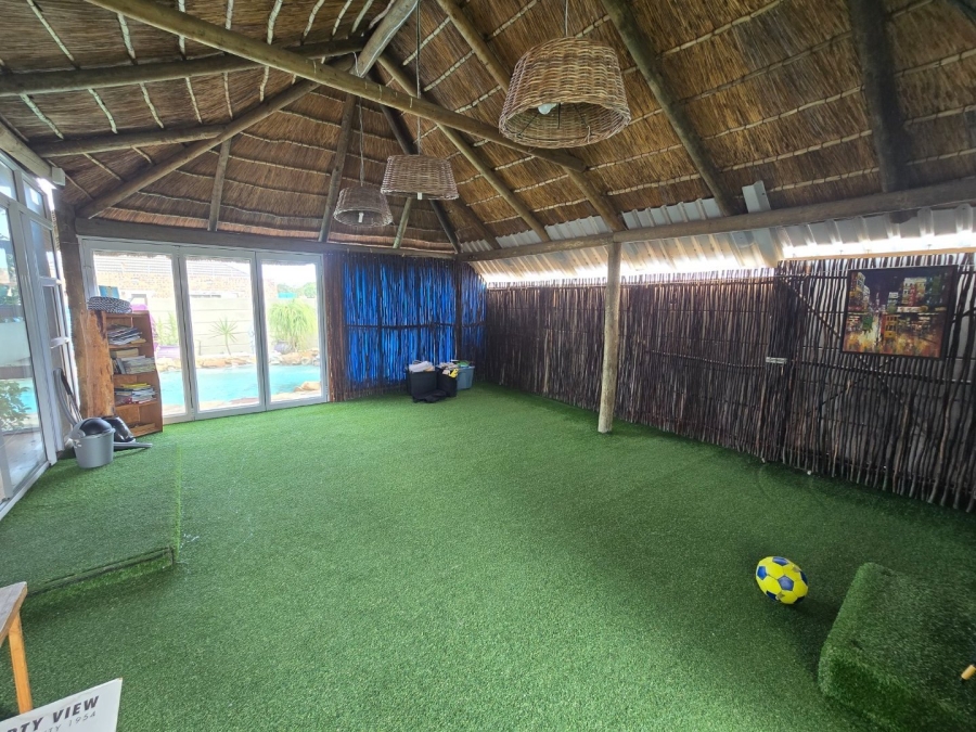 4 Bedroom Property for Sale in Thornton Western Cape